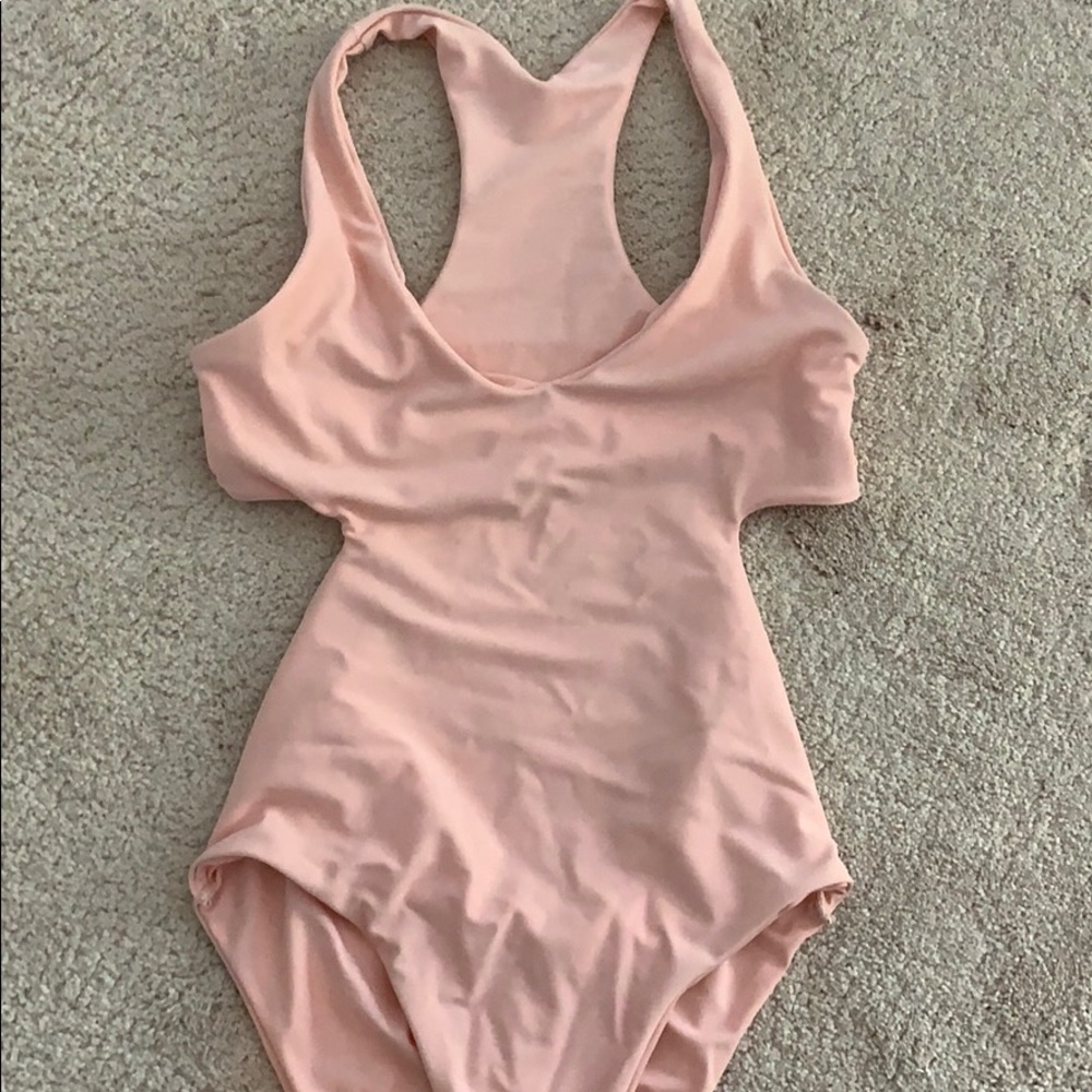 One piece swim suit